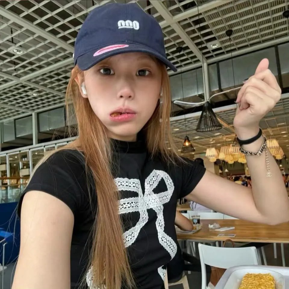 爱里行间